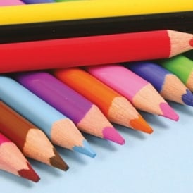 kids colouring pencils